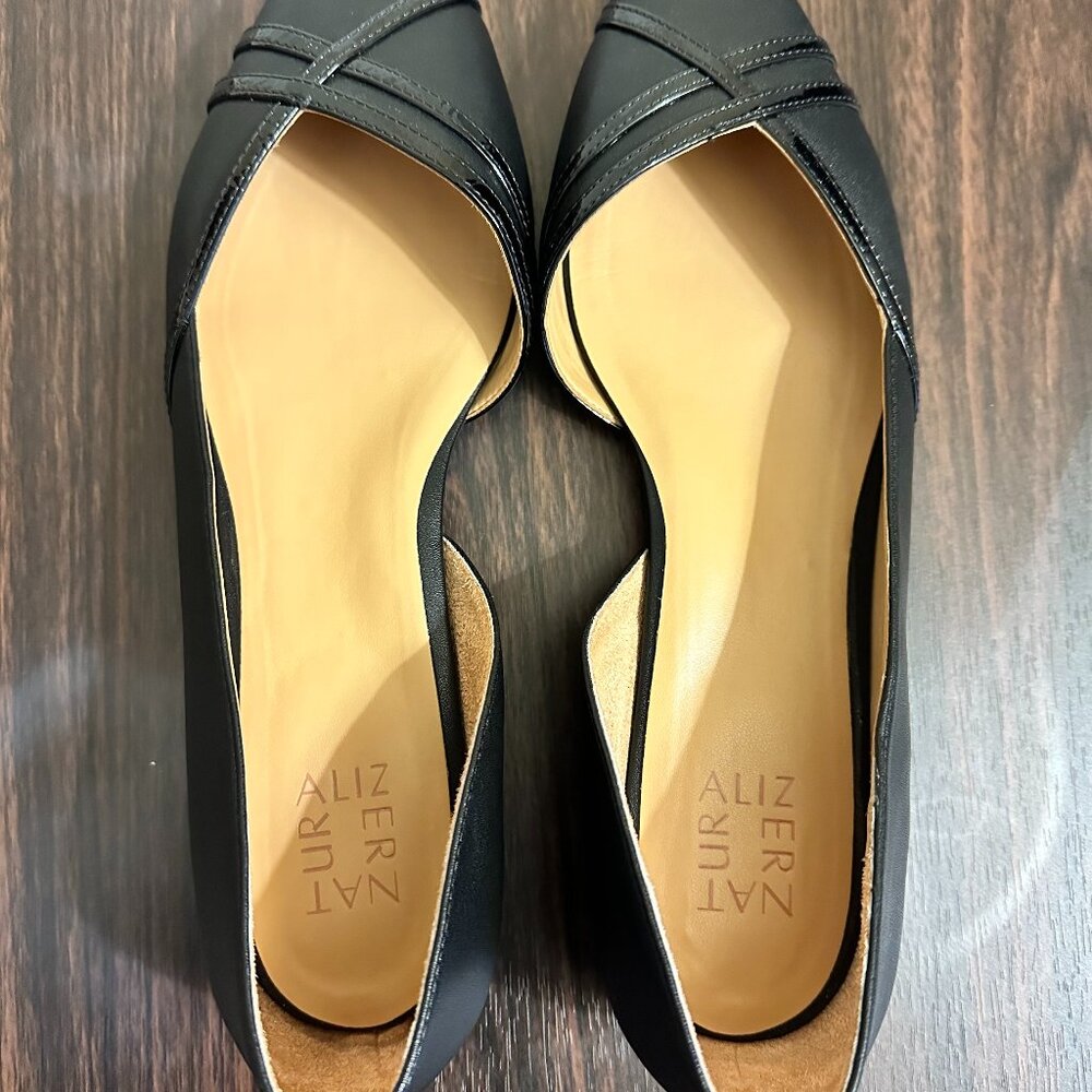 Naturalizer Black Pointed Toe Flats